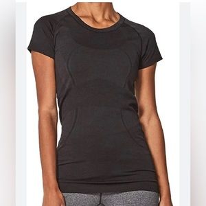 Lululemon size 8 black swiftly tech